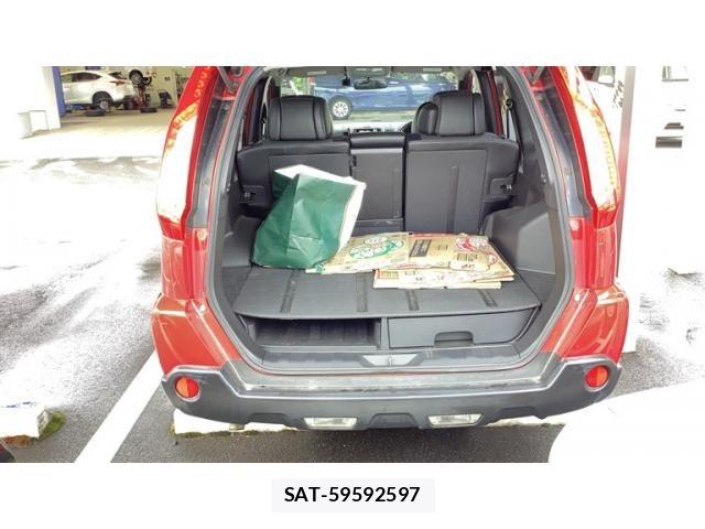 Nissan X-TRAIL 2011-10 7880725-20
