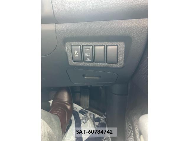 Nissan X-TRAIL 2013-10 7880726-19