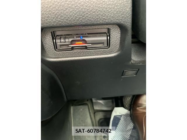 Nissan X-TRAIL 2013-10 7880726-20