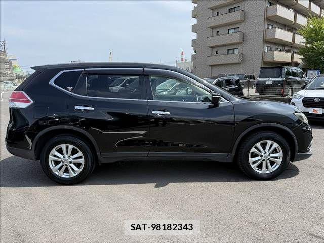 Nissan X-TRAIL 2015-06 7880714-10