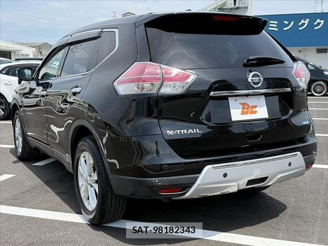 Nissan X-TRAIL 2015-06 7880714-12
