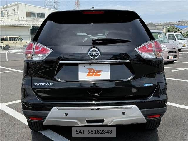 Nissan X-TRAIL 2015-06 7880714-13