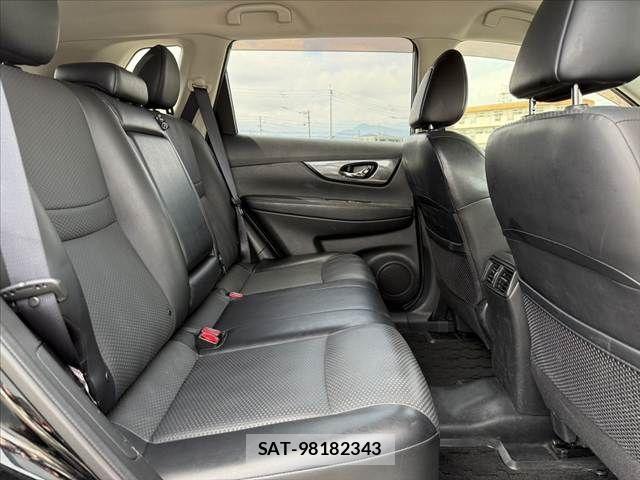 Nissan X-TRAIL 2015-06 7880714-17