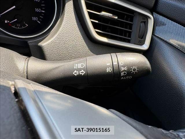 Nissan X-TRAIL 2014-03 7880713-19