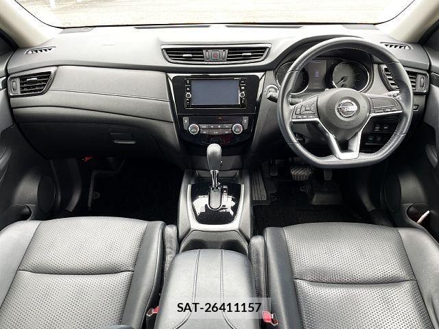 Nissan X-TRAIL 2018-03 7880695-1