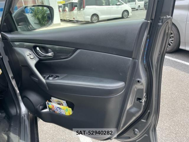Nissan X-TRAIL 2015-08 7880717-13