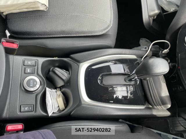 Nissan X-TRAIL 2015-08 7880717-21