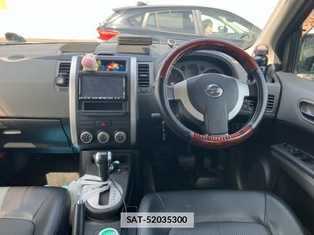 Nissan X-TRAIL 2008-09 7880731-12
