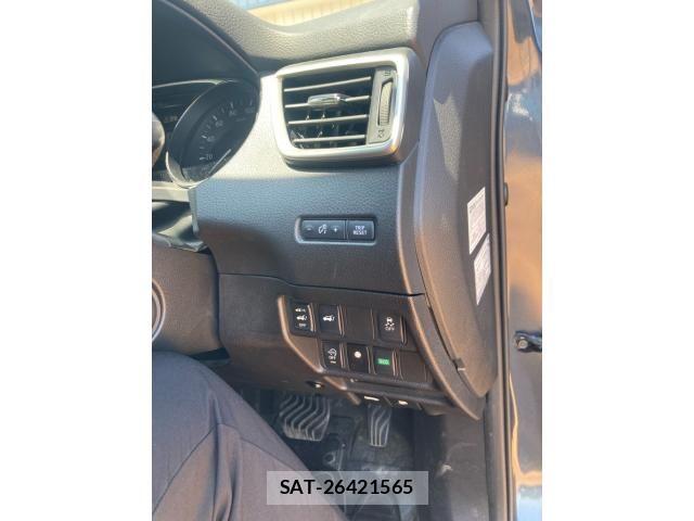 Nissan X-TRAIL 2017-03 7903683-19