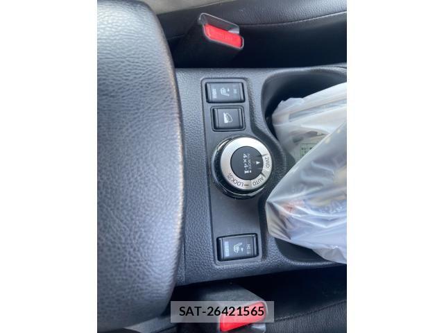 Nissan X-TRAIL 2017-03 7903683-24