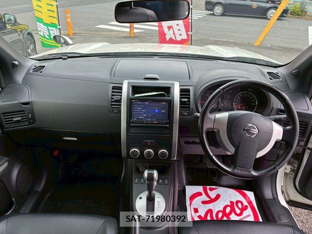 Nissan X-TRAIL 2012-06 7903684-6