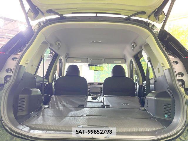 Nissan X-TRAIL 2018-02 7964510-9