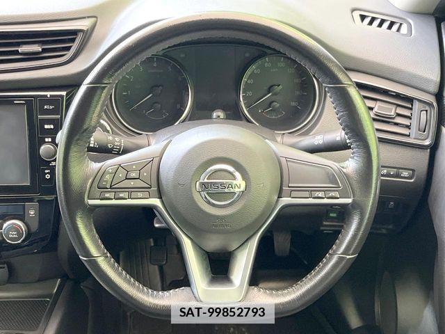 Nissan X-TRAIL 2018-02 7964510-10