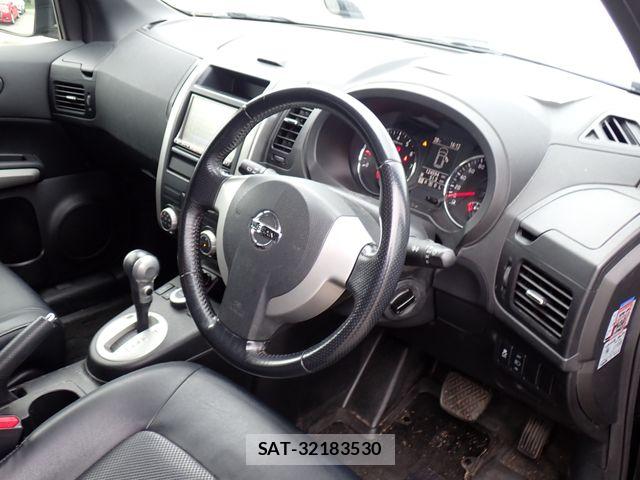 Nissan X-TRAIL 2011-06 7964498-1