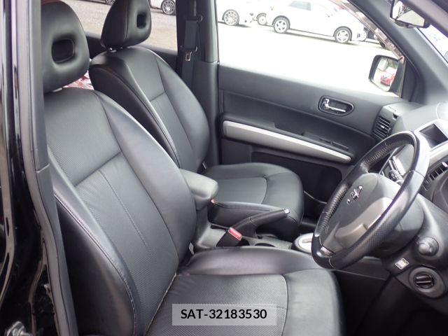 Nissan X-TRAIL 2011-06 7964498-21