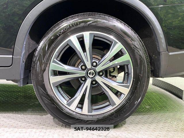 Nissan X-TRAIL 2017-06 7964514-13