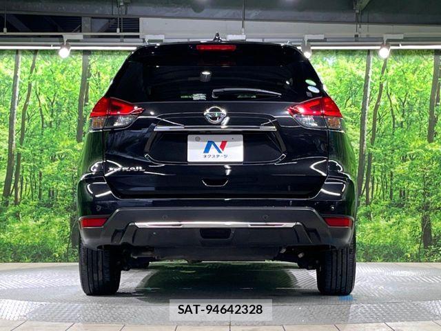 Nissan X-TRAIL 2017-06 7964514-15