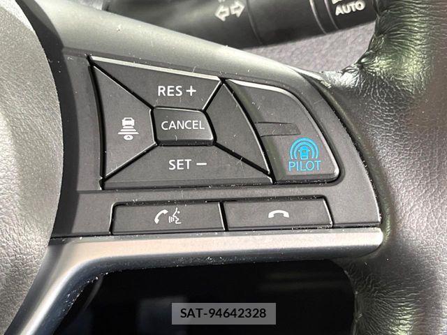 Nissan X-TRAIL 2017-06 7964514-2