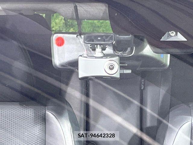 Nissan X-TRAIL 2017-06 7964514-5