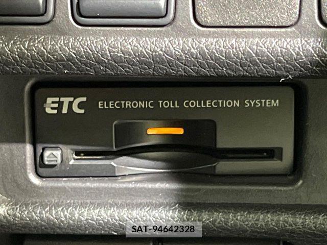 Nissan X-TRAIL 2017-06 7964514-6