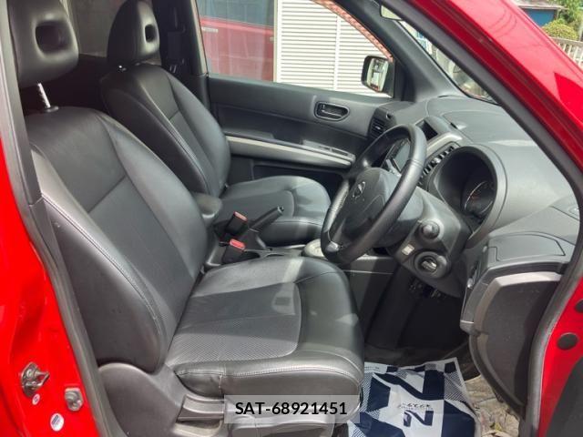 Nissan X-TRAIL 2010-10 7964519-13