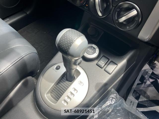 Nissan X-TRAIL 2010-10 7964519-19