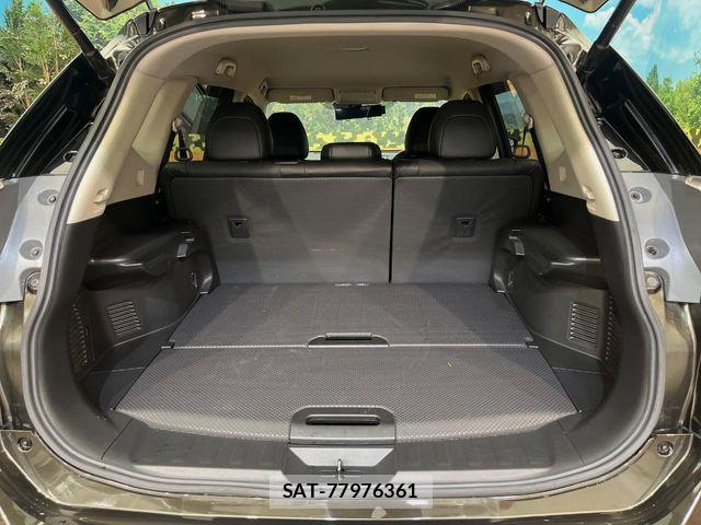 Nissan X-TRAIL 2016-09 7964511-10