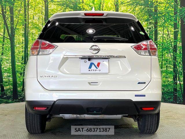 Nissan X-TRAIL 2015-03 7964516-14