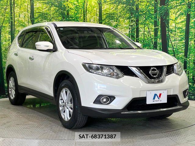 Nissan X-TRAIL 2015-03 7964516-15