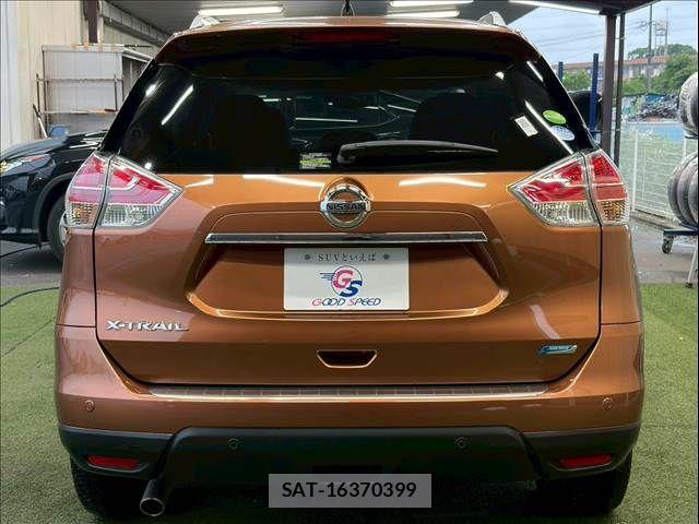 Nissan X-TRAIL 2016-10 7964513-11