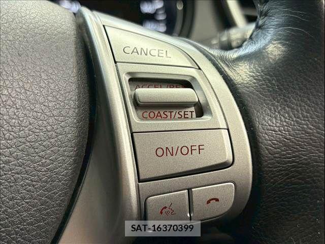 Nissan X-TRAIL 2016-10 7964513-7