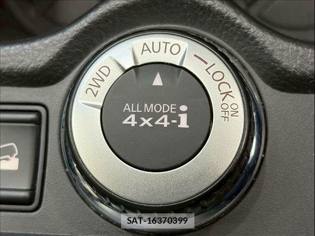 Nissan X-TRAIL 2016-10 7964513-8