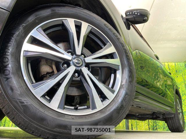 Nissan X-TRAIL 2018-02 7964512-12