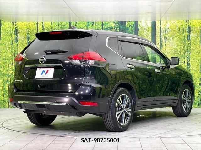 Nissan X-TRAIL 2018-02 7964512-16
