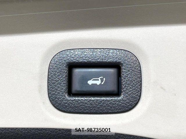 Nissan X-TRAIL 2018-02 7964512-6