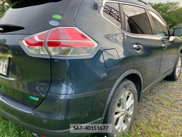 Nissan X-TRAIL 2015-11 7964517-4
