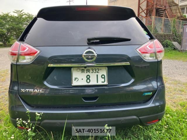 Nissan X-TRAIL 2015-11 7964517-5