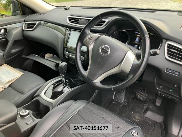 Nissan X-TRAIL 2015-11 7964517-8