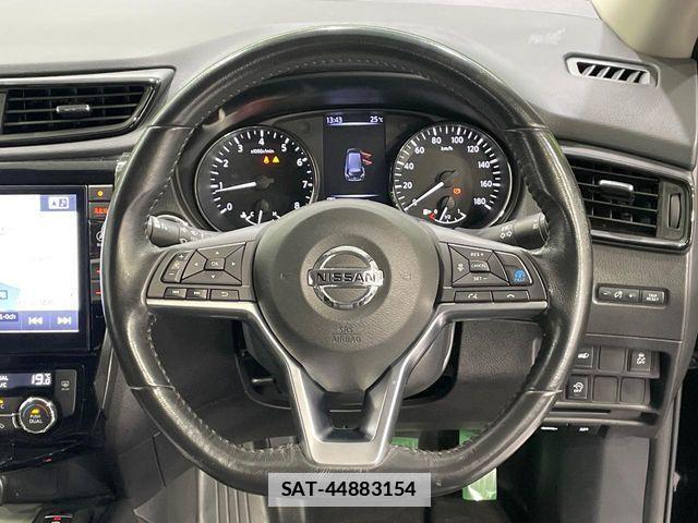 Nissan X-TRAIL 2019-06 7964499-11