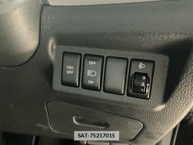 Nissan X-TRAIL 2009-05 7981661-25