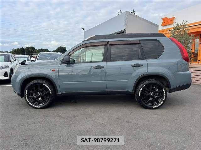Nissan X-TRAIL 2010-07 7981657-10