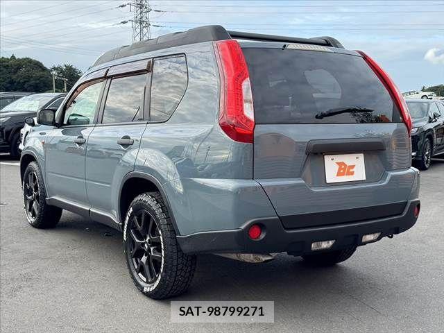 Nissan X-TRAIL 2010-07 7981657-12