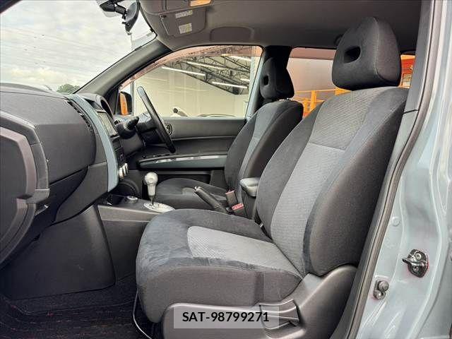 Nissan X-TRAIL 2010-07 7981657-16