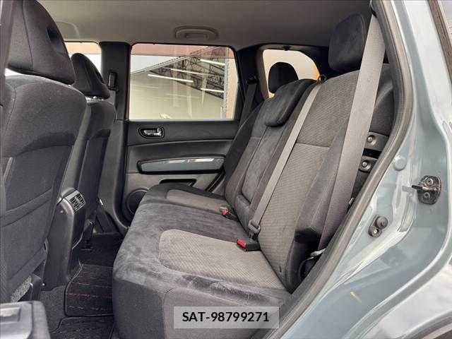 Nissan X-TRAIL 2010-07 7981657-17