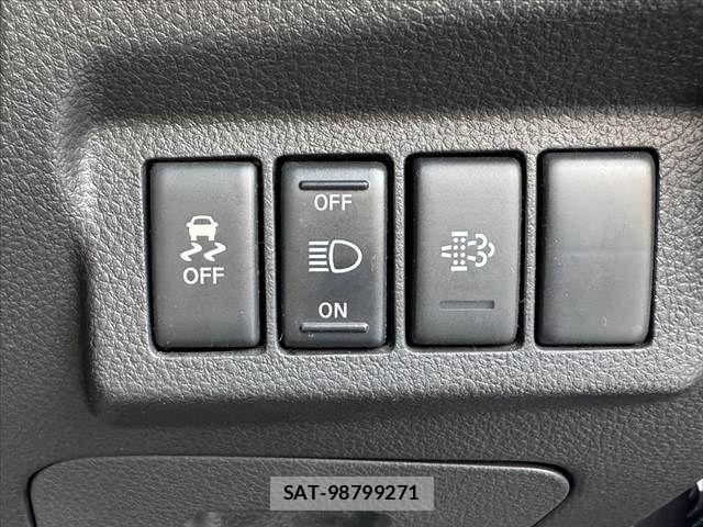 Nissan X-TRAIL 2010-07 7981657-25