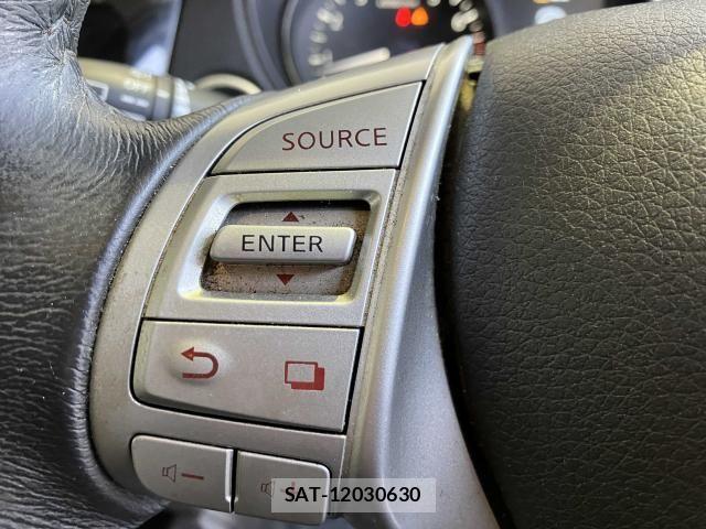 Nissan X-TRAIL 2017-06 7981656-13