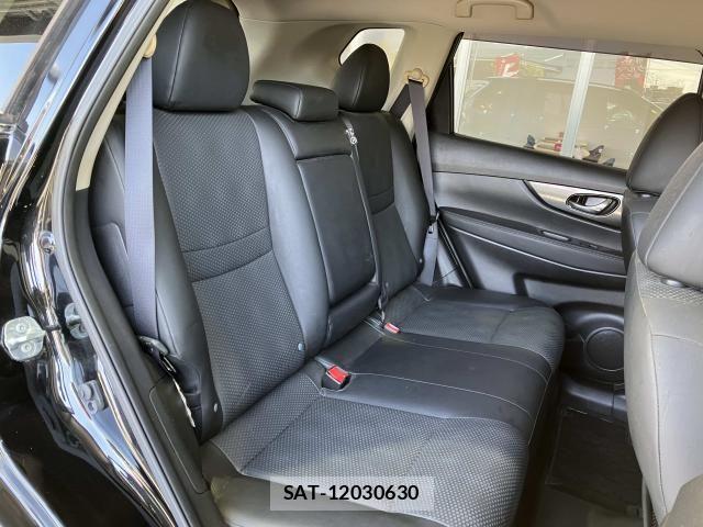 Nissan X-TRAIL 2017-06 7981656-19