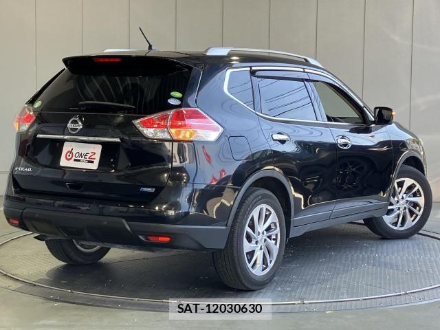 Nissan X-TRAIL 2017-06 7981656-26