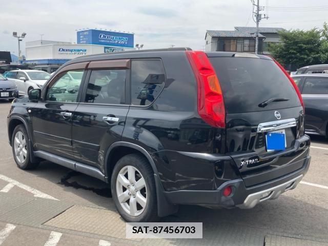 Nissan X-TRAIL 2008-03 7981664-4