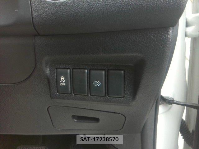 Nissan X-TRAIL 2014-06 7981655-3